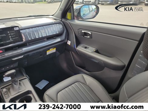 New 2027 Kia Seltos X-Line SX AWD/4WD image 18