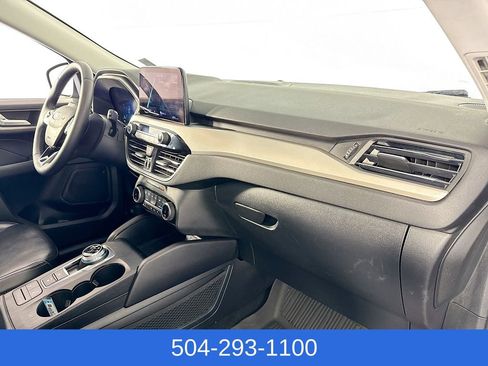 Used 2022 Ford Escape SEL w/ Technology Package image 28