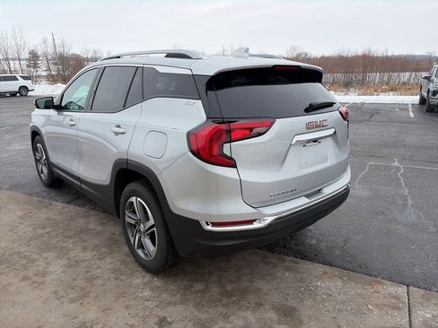 Certified 2021 GMC Terrain SLT image 5