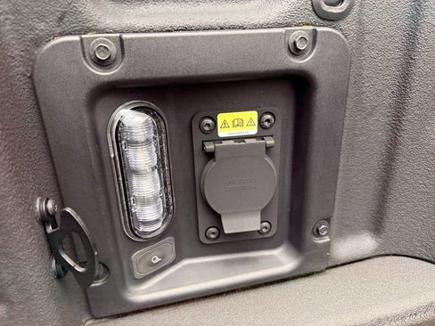 Used 2022 Ford Maverick Lariat w/ Lariat Luxury Package image 57