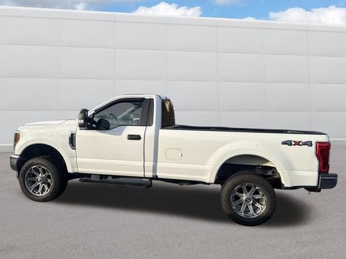 Used 2019 Ford F250 XL w/ STX Appearance Package image 2
