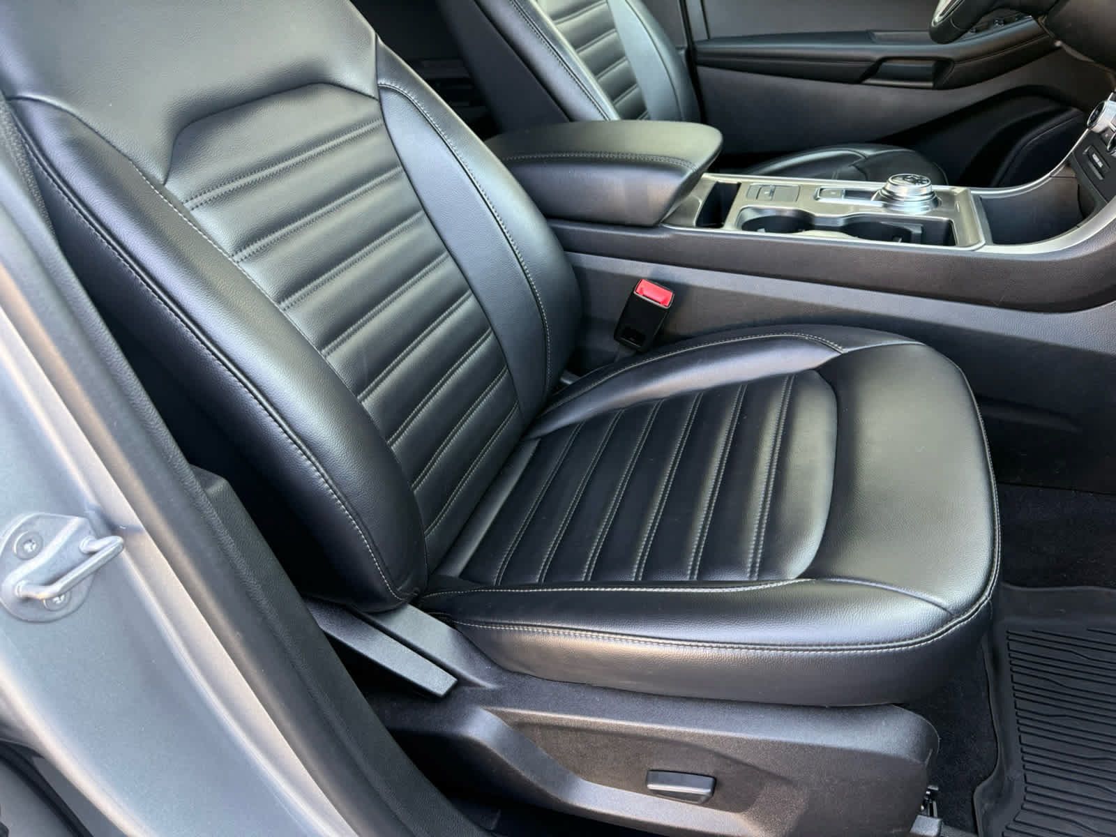 Certified 2023 Ford Edge SEL w/ Convenience Package AWD/4WD image 8