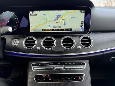 Used 2022 Mercedes-Benz E 350 4MATIC Sedan image 14