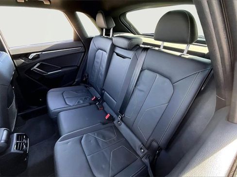 Used 2024 Audi Q3 2.0T Premium Plus w/ Premium Plus Package image 28