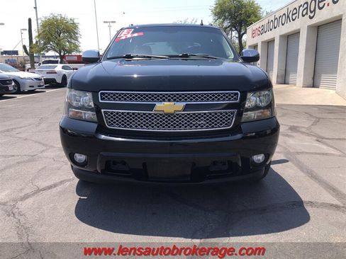 Used 2013 Chevrolet Avalanche LTZ AWD/4WD image 3