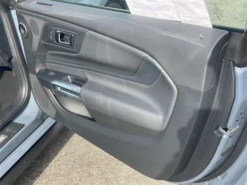 Certified 2025 Ford Mustang GT Premium image 33