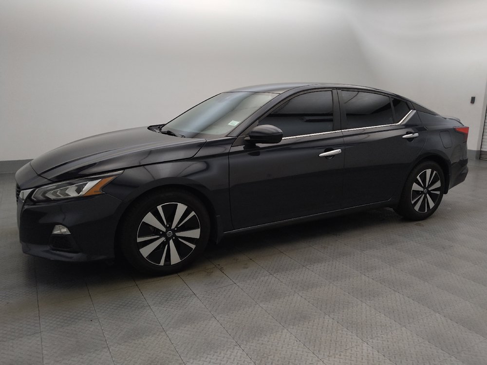 Used 2021 Nissan Altima 2.5 SV FWD image 2
