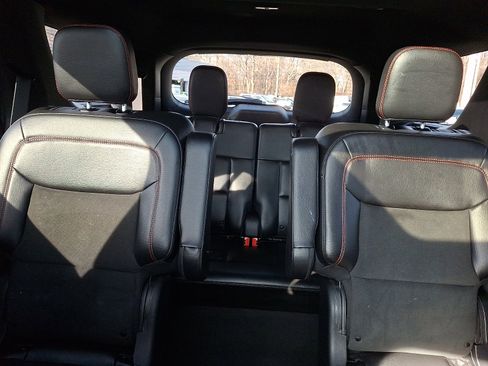 Certified 2022 Ford Explorer ST-Line image 19