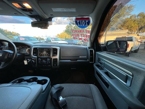 Used 2017 RAM 1500 Big Horn image 28