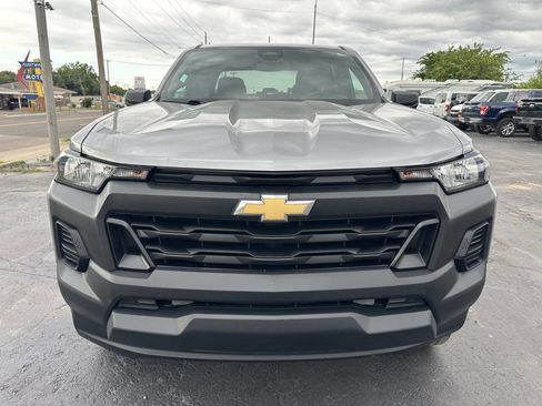 Used 2023 Chevrolet Colorado W/T RWD image 4