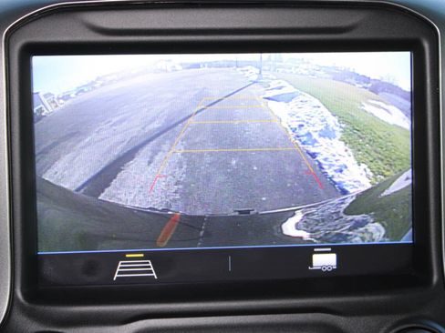 Used 2022 Chevrolet Silverado 1500 LT Trail Boss w/ Bed Protection Package image 12