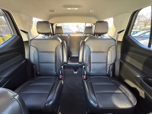 Used 2018 Chevrolet Traverse Premier image 8