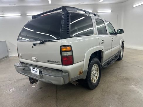 Used 2004 Chevrolet Tahoe Z71 w/ Z71 Preferred Equipment Group AWD/4WD image 13