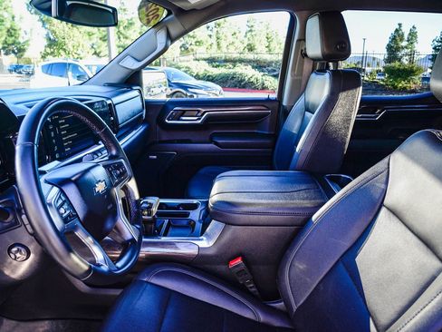 Used 2024 Chevrolet Silverado 1500 LTZ image 24