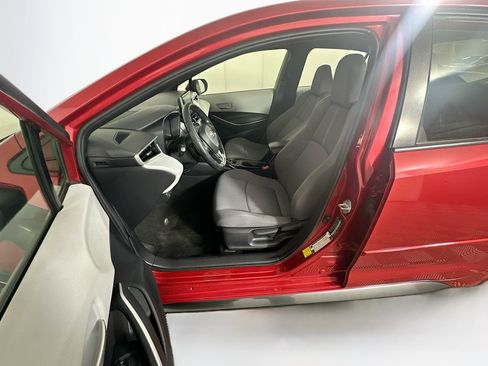 Used 2020 Toyota Corolla SE FWD image 13