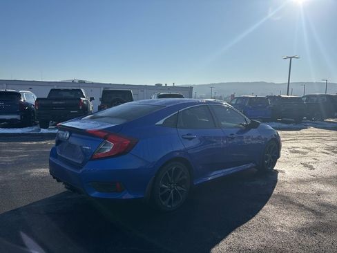 Used 2019 Honda Civic Sport image 2