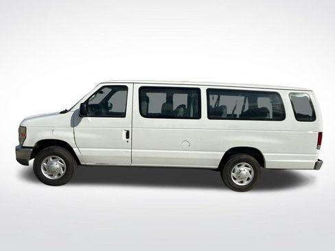 Used 2012 Ford E-350 and Econoline 350 XLT RWD image 11