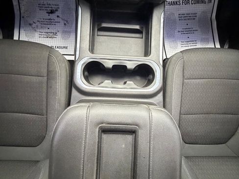 Used 2021 Chevrolet Silverado 1500 LT Trail Boss w/ Convenience Package II AWD/4WD image 24