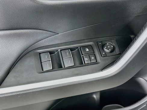 Used 2024 Toyota RAV4 XLE AWD/4WD image 19