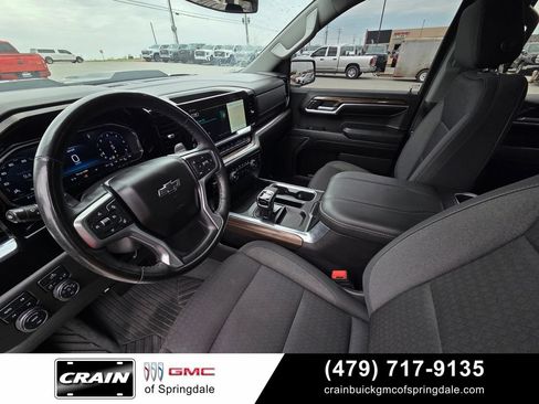 Used 2024 Chevrolet Silverado 1500 LT Trail Boss w/ Protection Package AWD/4WD image 10