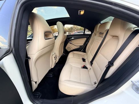 Used 2018 Mercedes-Benz CLA 250 image 11