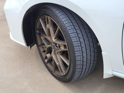 Used 2025 Nissan Altima 2.5 SR w/ SR Premium Package image 11