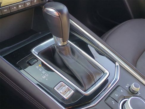 Certified 2022 MAZDA CX-5 Signature image 18