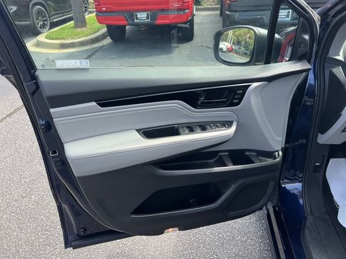Used 2021 Honda Odyssey Touring image 14