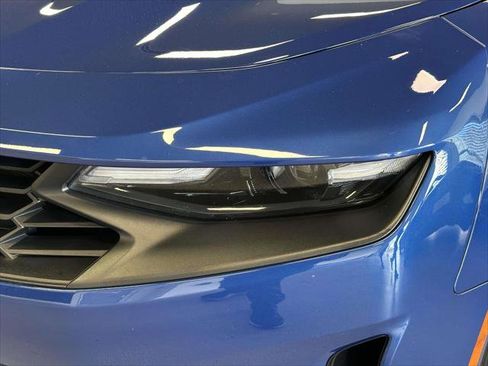 Used 2023 Chevrolet Camaro LT w/ Technology Package image 7