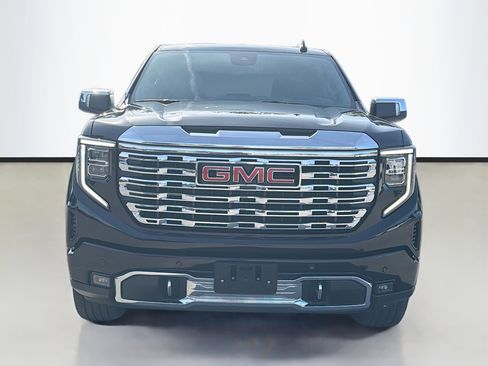 Used 2024 GMC Sierra 1500 Denali w/ Denali Reserve Package AWD/4WD image 8