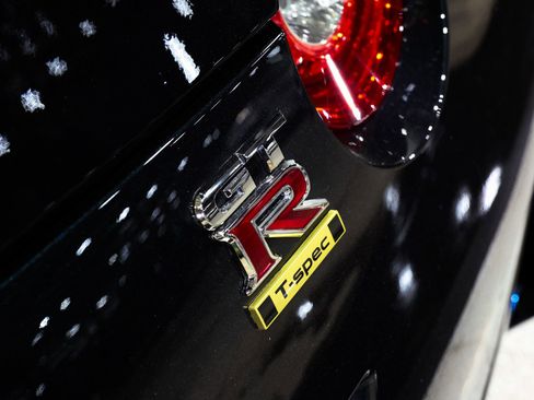 Used 2021 Nissan GT-R Premium AWD/4WD image 63