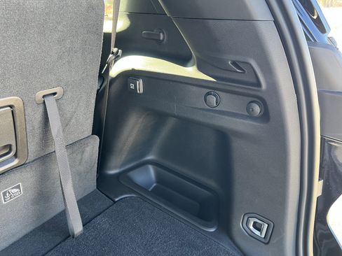 New 2025 Jeep Grand Cherokee L Altitude image 11