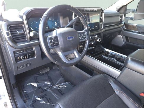 Used 2024 Ford F250 Lariat w/ Tremor Off-Road Package image 16