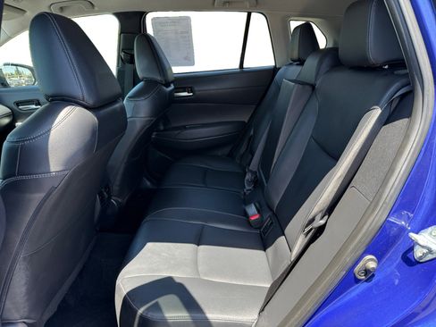 Used 2024 Toyota Corolla Cross XLE image 16