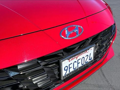 Used 2023 Hyundai Elantra Limited w/ Cargo Package image 32