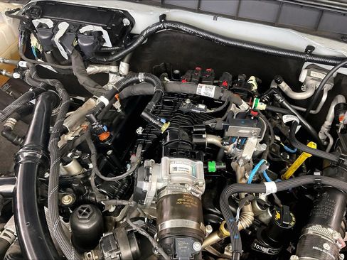 Used 2023 Ford Bronco 4-Door AWD/4WD image 32