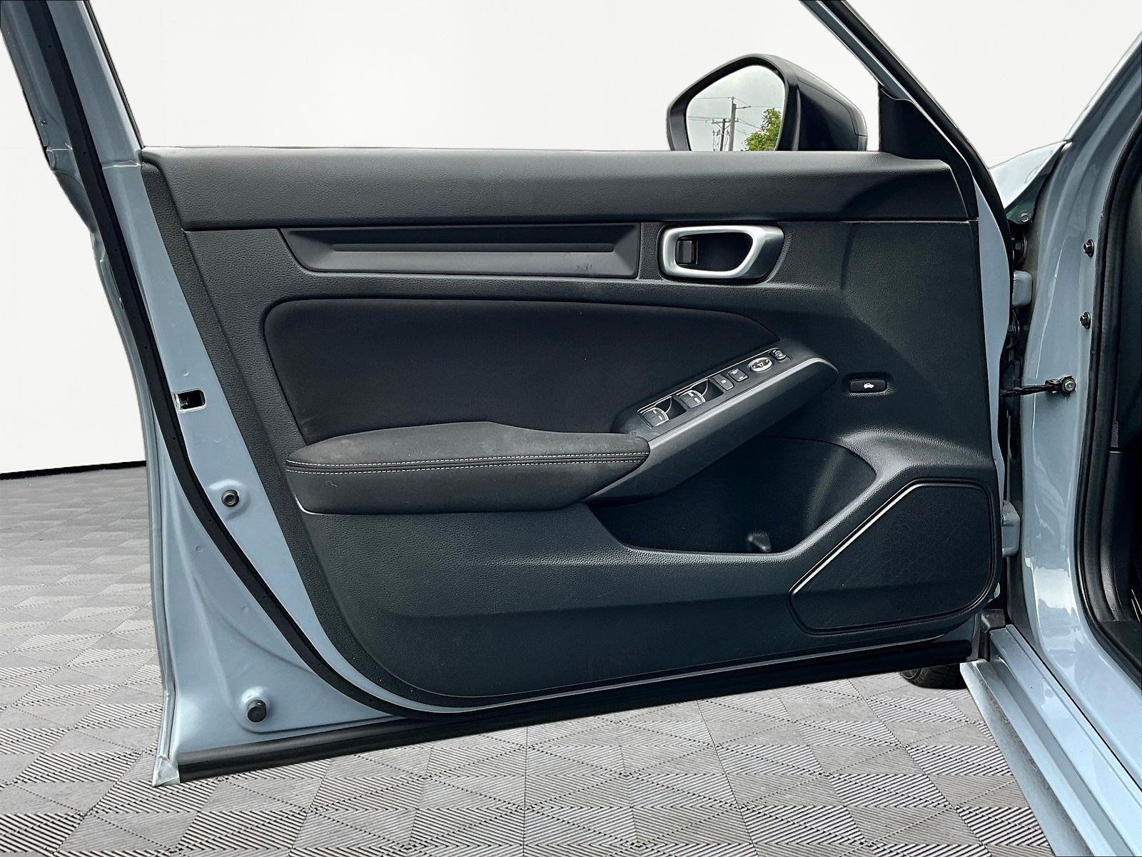 Used 2024 Honda Civic Sport image 19