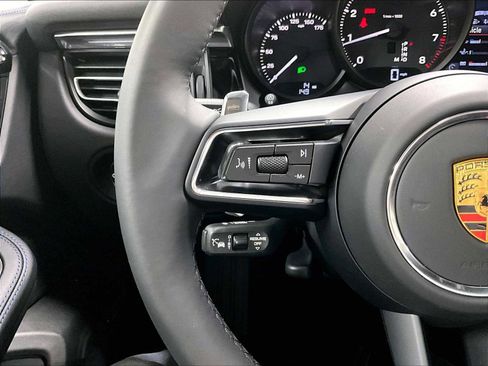 New 2026 Porsche Macan image 19