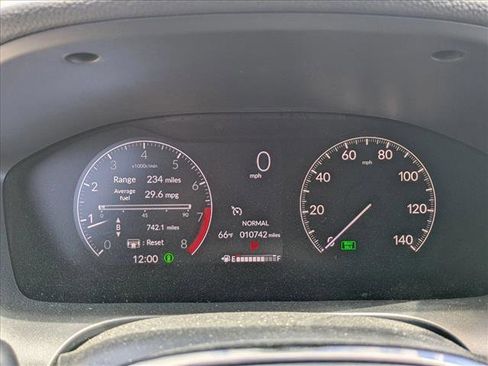 Used 2025 Honda HR-V EX-L image 11