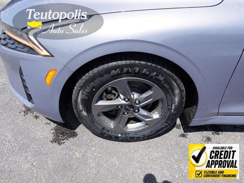 Used 2021 Kia K5 LXS FWD image 5
