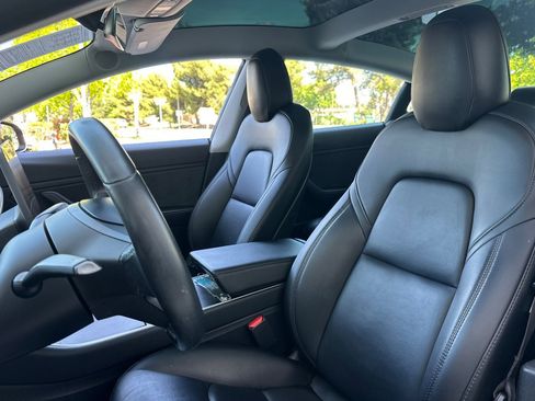 Used 2018 Tesla Model 3 Long Range image 20