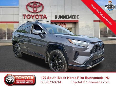 Certified 2024 Toyota RAV4 SE AWD/4WD image 1