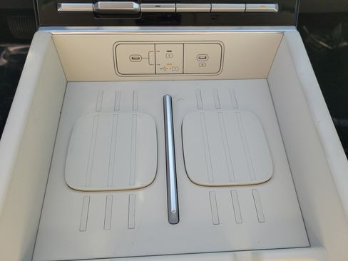 New 2026 Hyundai Santa Fe SE image 31