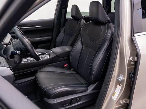 Certified 2023 INFINITI QX60 Sensory w/ Vision Package AWD/4WD image 17