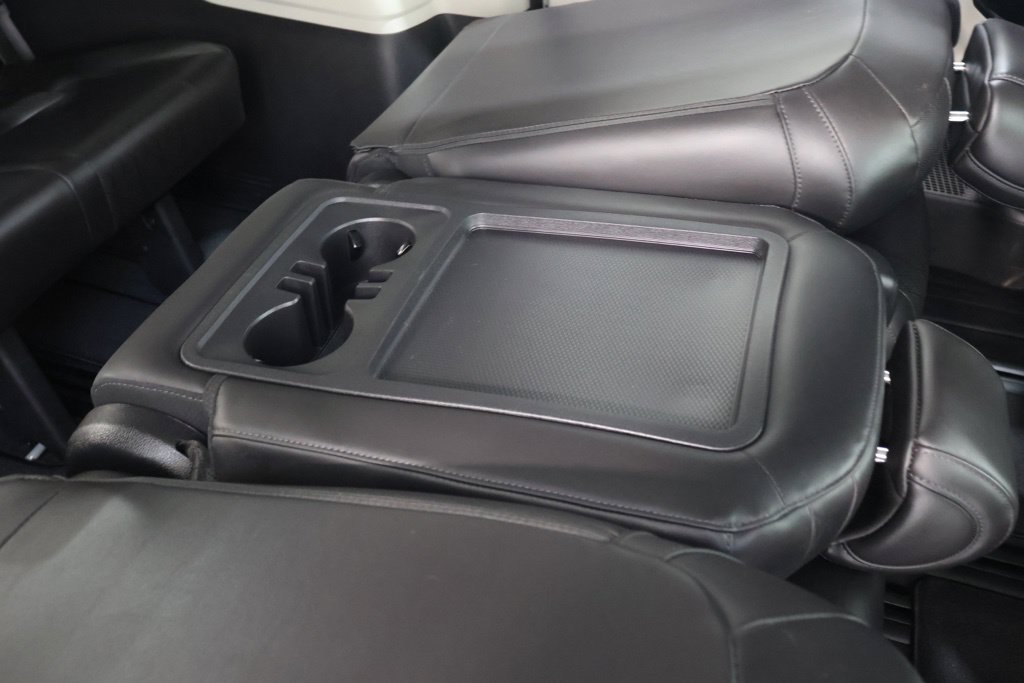 Used 2023 Kia Carnival EX FWD image 39
