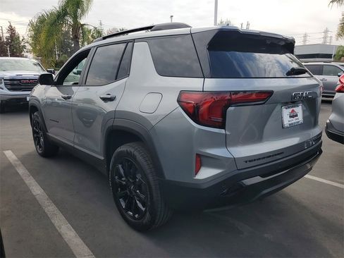 New 2026 GMC Terrain Elevation w/ Elevation Premium Package image 3