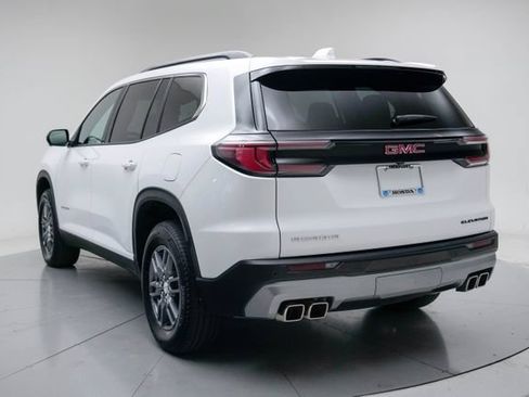 Used 2025 GMC Acadia Elevation FWD image 15