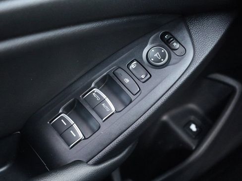 Used 2019 Honda Accord Sport image 32