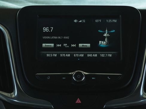 Used 2018 Chevrolet Equinox LS image 20