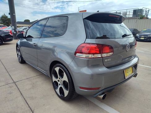 Used 2012 Volkswagen Golf 2-Door FWD image 6